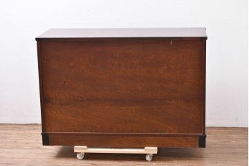 中古　美しい欅(ケヤキ)の杢目と重厚な金具の民芸和箪笥(和タンス、収納箪笥、引き出し、整理タンス、衣装箪笥)(R-083254)