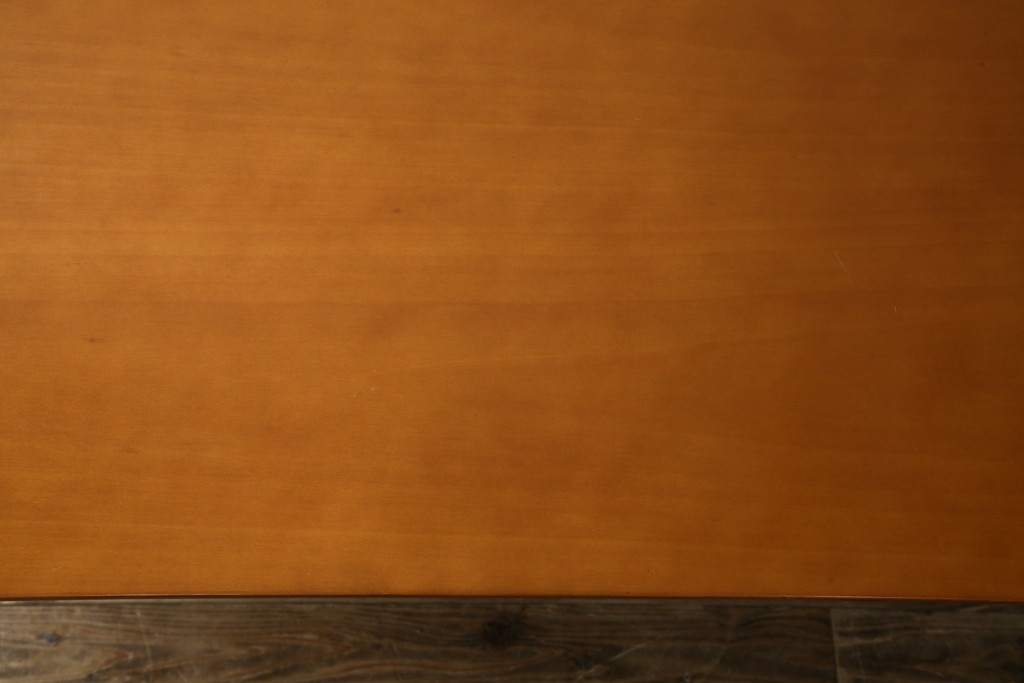 中古　arflex(アルフレックス)　TAVOLO NAVE(タボロ・ナーベ)　空間に調和しながらも存在感を放つダイニングテーブル　現行定価約55万円　(R-083256)