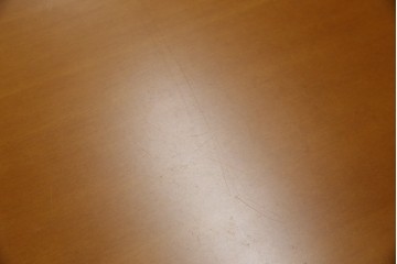 中古　arflex(アルフレックス)　TAVOLO NAVE(タボロ・ナーベ)　空間に調和しながらも存在感を放つダイニングテーブル　現行定価約55万円　(R-083256)