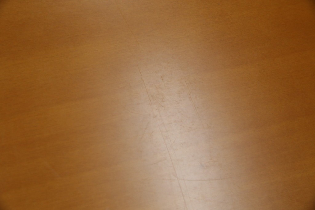 中古　arflex(アルフレックス)　TAVOLO NAVE(タボロ・ナーベ)　空間に調和しながらも存在感を放つダイニングテーブル　現行定価約55万円　(R-083256)