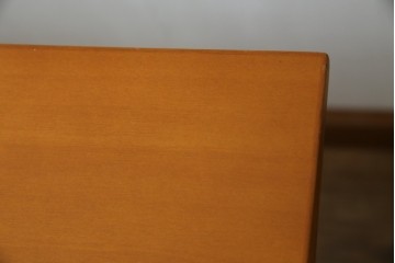 中古　arflex(アルフレックス)　TAVOLO NAVE(タボロ・ナーベ)　空間に調和しながらも存在感を放つダイニングテーブル　現行定価約55万円　(R-083256)