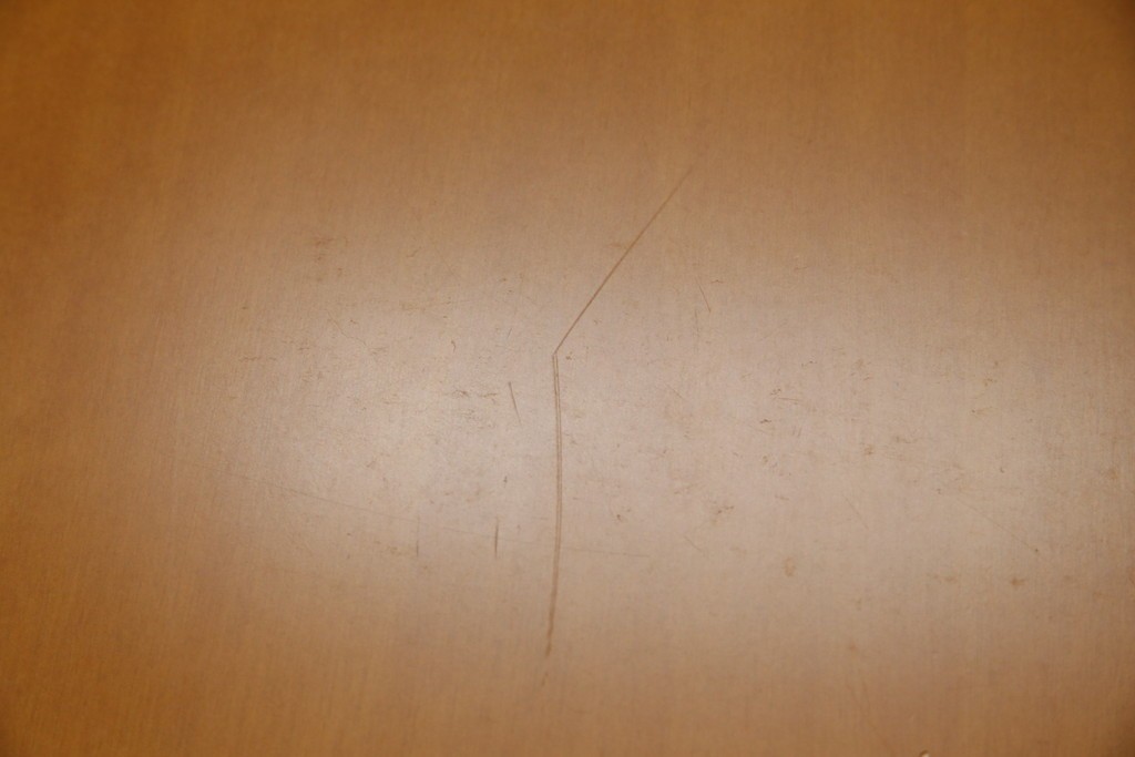 中古　arflex(アルフレックス)　TAVOLO NAVE(タボロ・ナーベ)　空間に調和しながらも存在感を放つダイニングテーブル　現行定価約55万円　(R-083256)