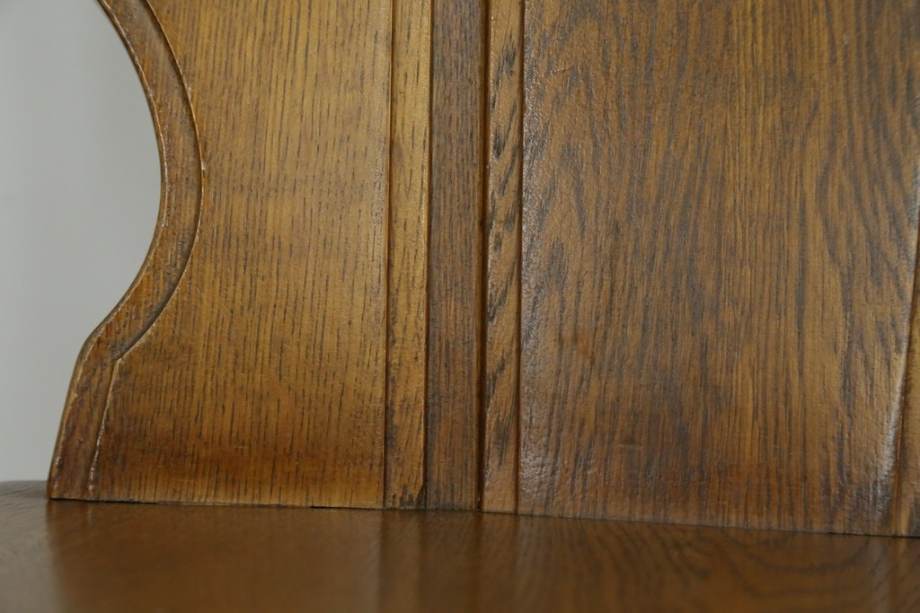 中古　美品　希少な絶版品!!　カリモク家具(karimoku)　ルスティック(RUSTIC)　オーク材　カントリースタイルの空間づくりにおすすめなダイニングチェア2脚セット　(R-083257)