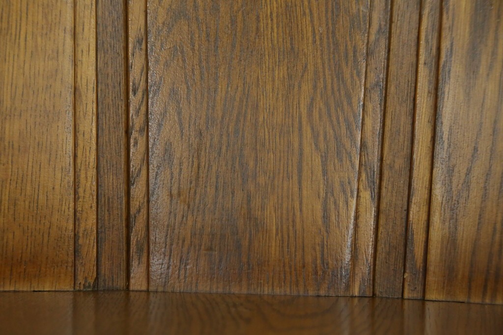 中古　美品　希少な絶版品!!　カリモク家具(karimoku)　ルスティック(RUSTIC)　オーク材　カントリースタイルの空間づくりにおすすめなダイニングチェア2脚セット　(R-083257)