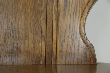 中古　美品　希少な絶版品!!　カリモク家具(karimoku)　ルスティック(RUSTIC)　オーク材　カントリースタイルの空間づくりにおすすめなダイニングチェア2脚セット　(R-083257)