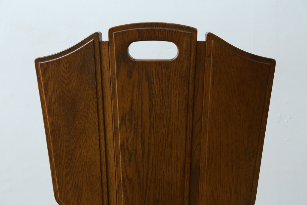 中古　美品　希少な絶版品!!　カリモク家具(karimoku)　ルスティック(RUSTIC)　オーク材　カントリースタイルの空間づくりにおすすめなダイニングチェア2脚セット　(R-083257)