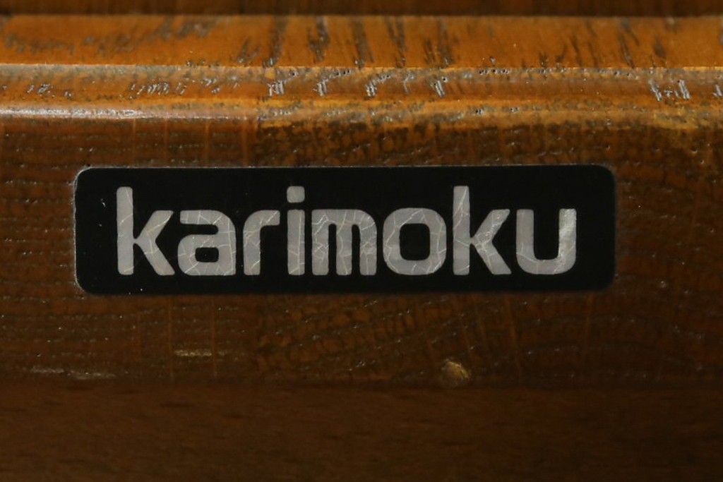 中古　美品　希少な絶版品!!　カリモク家具(karimoku)　ルスティック(RUSTIC)　オーク材　カントリースタイルの空間づくりにおすすめなダイニングチェア2脚セット　(R-083257)