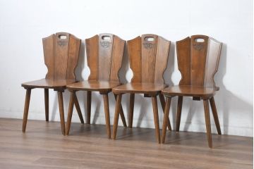 中古　美品　希少な絶版品!!　カリモク家具(karimoku)　ルスティック(RUSTIC)　オーク材　カントリースタイルの空間づくりにおすすめなダイニングチェア4脚セット(板座チェア、椅子、イス、バラ売り可能)(R-083257)
