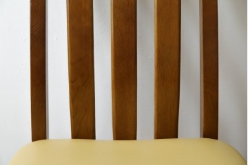 中古　マルニ木工(MARUNI)　楢(ナラ)材　本革(レザー)　北欧スタイルの美しい曲線が際立つダイニングチェア2脚セット　(R-083258)