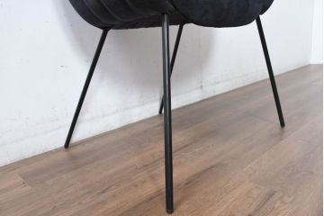 中古　美品　展示品　高級家具ブランド　Abita Style(アビタスタイル)　丸みのある背もたれと縦ステッチが特徴のモダンなラウンジチェア2脚セット(アームチェア、椅子、イス、ばら売り可能)(定価2脚で約21万円)(R-083260)