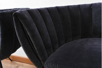 新古　未使用展示品　美品　展示品　高級家具ブランド　Abita Style(アビタスタイル)　丸みのある背もたれと縦ステッチが特徴のモダンなラウンジチェア2脚セット　定価2脚で約21万円　(R-083260)