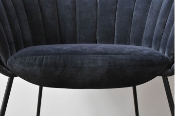 新古　未使用展示品　美品　展示品　高級家具ブランド　Abita Style(アビタスタイル)　丸みのある背もたれと縦ステッチが特徴のモダンなラウンジチェア2脚セット　定価2脚で約21万円　(R-083260)