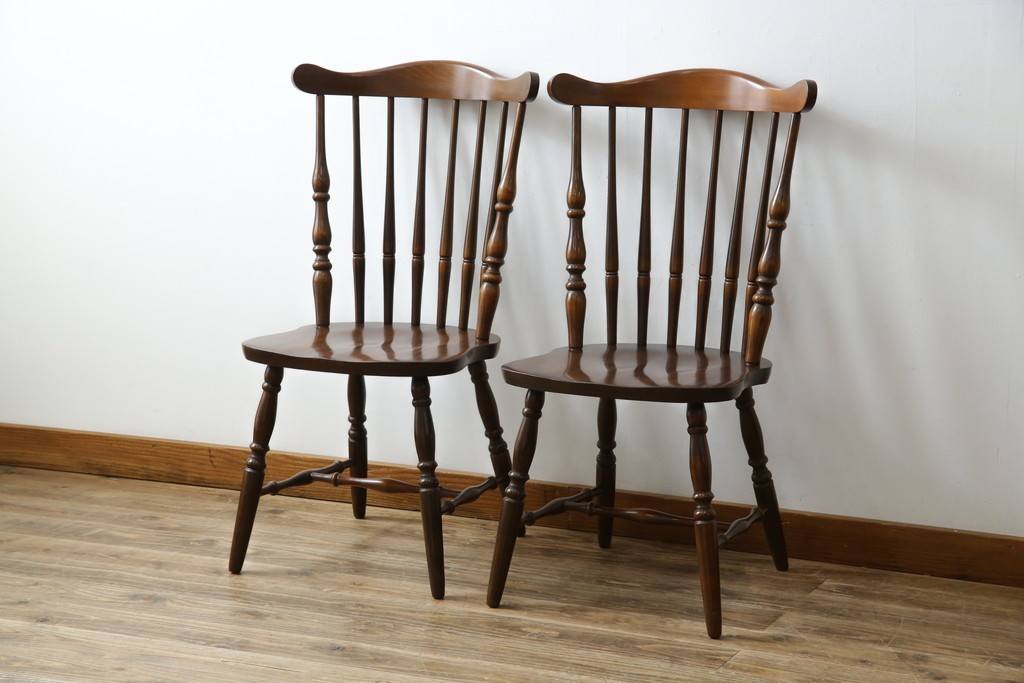 和製ビンテージ　飛騨家具　WINDS太平　たいへい(TAIHEI)　木の温もりを感じられるダイニングチェア2脚セット　(R-083261)