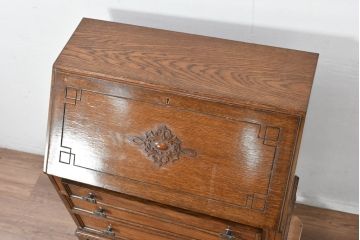 イギリスアンティーク　超美品　Lloyd’s Antiques(ロイズアンティークス)取り扱い　控えめな装飾が取り入れやすいオーク材ライディングビューロー(簿記机、ワークデスク、ビューローデスク、在宅用、在宅ワーク用、サイドチェスト、引き出し、英国)(R-083263)