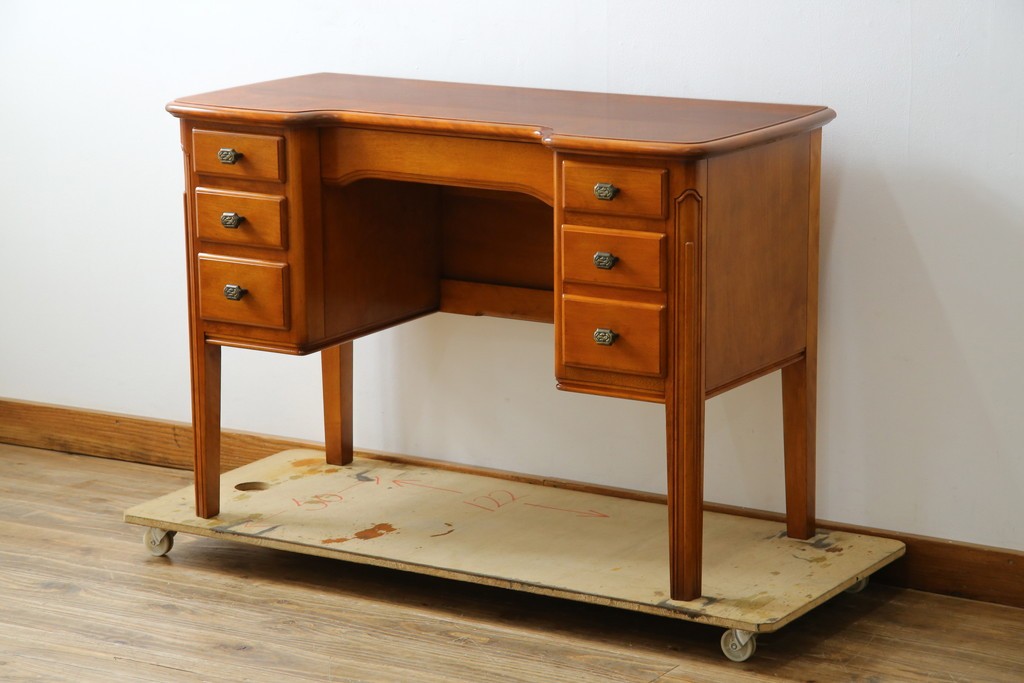 中古　横浜ダニエル(daniel)　Etranger(エトランジェ)　E-303　温かみのある色合いと上品な佇まいが魅力のレディースデスク　(R-083264)