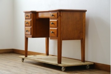 中古　横浜ダニエル(daniel)　Etranger(エトランジェ)　E-303　温かみのある色合いと上品な佇まいが魅力のレディースデスク　(R-083264)