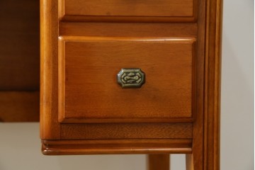 中古　横浜ダニエル(daniel)　Etranger(エトランジェ)　E-303　温かみのある色合いと上品な佇まいが魅力のレディースデスク　(R-083264)