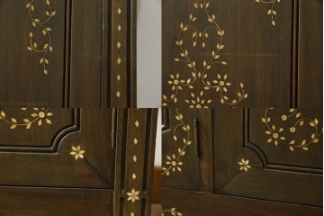 アジアンヴィンテージ　高級品!!　美しい唐草風象嵌装飾　ハンドクラフト　アジアンクラシカルな雰囲気が素敵なサイドボード　(R-083266)