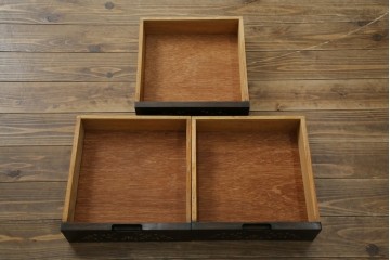 アジアンヴィンテージ　高級品!!　美しい唐草風象嵌装飾　ハンドクラフト　アジアンクラシカルな雰囲気が素敵なサイドボード　(R-083266)