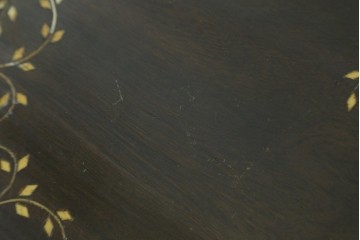 アジアンビンテージ　高級品!!　美しい唐草風象嵌装飾　ハンドクラフト　アジアンクラシカルな雰囲気が素敵な隠し引き出し付きサイドキャビネット　(R-083267)