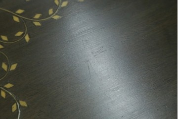 アジアンビンテージ　高級品!!　美しい唐草風象嵌装飾　ハンドクラフト　アジアンクラシカルな雰囲気が素敵な隠し引き出し付きサイドキャビネット　(R-083267)