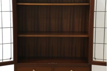 中古　美品　神戸元町欧風家具メープル不二屋製　マホガニー材の高級キャビネット(収納棚、戸棚、サイドキャビネット、飾り棚、本箱、ブックケース)(R-083272)