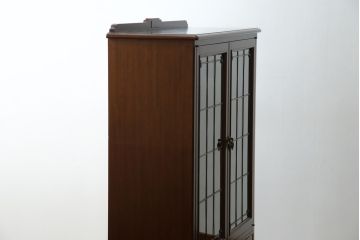 中古　美品　神戸元町欧風家具メープル不二屋製　マホガニー材の高級キャビネット(収納棚、戸棚、サイドキャビネット、飾り棚、本箱、ブックケース)(R-083272)