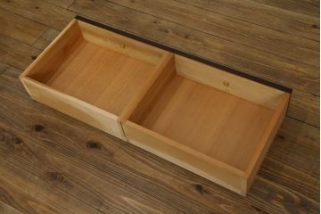 中古　美品　神戸元町欧風家具メープル不二屋製　マホガニー材の高級キャビネット(収納棚、戸棚、サイドキャビネット、飾り棚、本箱、ブックケース)(R-083272)