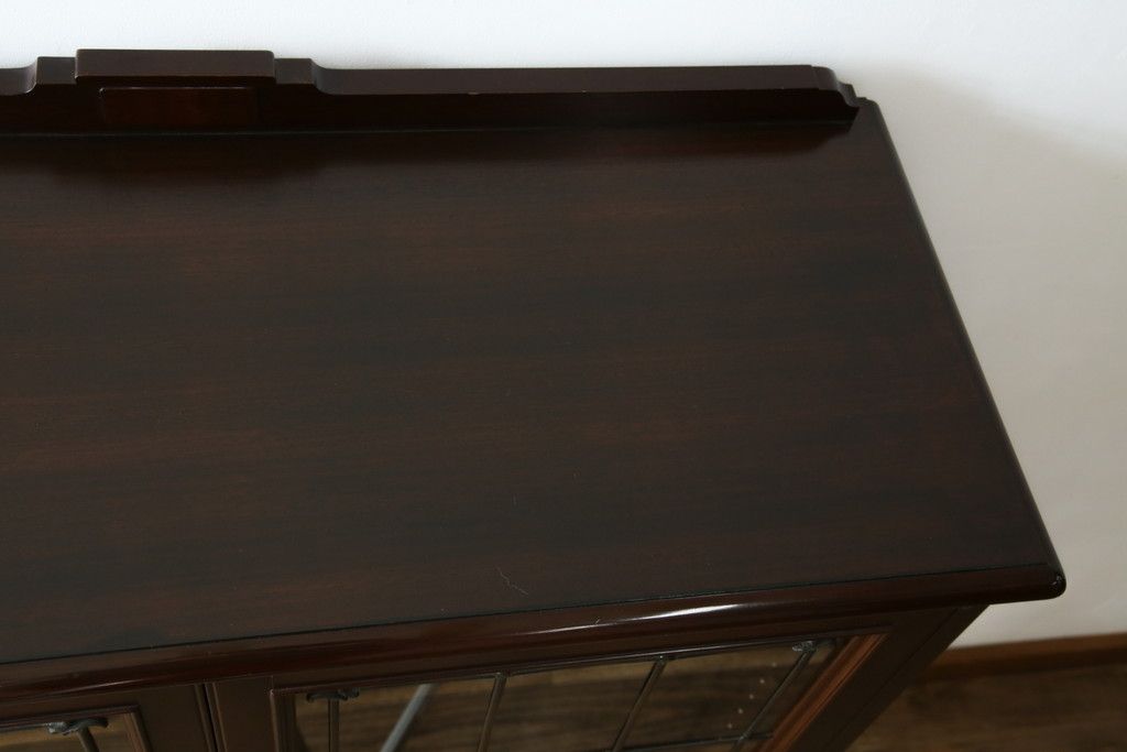中古　美品　神戸元町欧風家具メープル不二屋製　マホガニー材の高級キャビネット(収納棚、戸棚、サイドキャビネット、飾り棚、本箱、ブックケース)(R-083272)