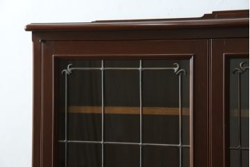 中古　美品　神戸元町欧風家具メープル不二屋製　マホガニー材の高級キャビネット(収納棚、戸棚、サイドキャビネット、飾り棚、本箱、ブックケース)(R-083272)