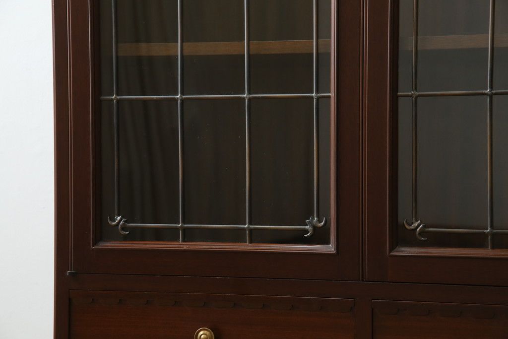 中古　美品　神戸元町欧風家具メープル不二屋製　マホガニー材の高級キャビネット(収納棚、戸棚、サイドキャビネット、飾り棚、本箱、ブックケース)(R-083272)