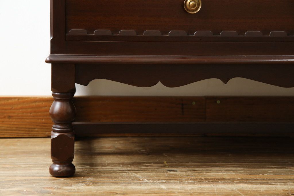 中古　美品　神戸元町欧風家具メープル不二屋製　マホガニー材の高級キャビネット(収納棚、戸棚、サイドキャビネット、飾り棚、本箱、ブックケース)(R-083272)