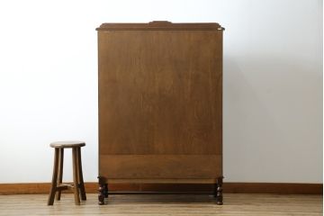 中古　美品　神戸元町欧風家具メープル不二屋製　マホガニー材の高級キャビネット(収納棚、戸棚、サイドキャビネット、飾り棚、本箱、ブックケース)(R-083272)