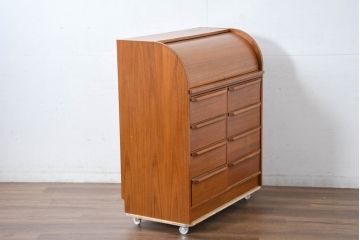 デンマークビンテージ　希少モデル　家具ブランド　DENKA(デンカ)　チーク材　シリンダートップ　引き出し天板付き　洗練されたデザインで空間を美しく整えるライティングビューロー(机、デスク、在宅用、在宅ワーク用、ワークデスク、引き出し、ヴィンテージ)(R-083273)