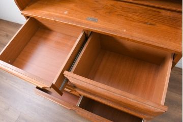 デンマークビンテージ　希少モデル　家具ブランド　DENKA(デンカ)　チーク材　シリンダートップ　引き出し天板付き　洗練されたデザインで空間を美しく整えるライティングビューロー(机、デスク、在宅用、在宅ワーク用、ワークデスク、引き出し、ヴィンテージ)(R-083273)