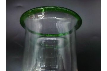 当時物　大正〜昭和初期　棗型(なつめ形)　赤縁　緑縁　乳白ぼかし　空間のアクセントになる氷コップ3点セット(ベル型?、吹きガラス、硝子、グラス、和ガラス)(R-083278)