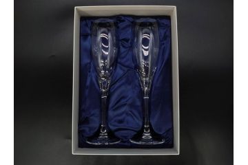 デンマーク　ROYAL COPENHAGEN(ロイヤルコペンハーゲン)　シャンパングラス/MEISSEN(マイセン)　マイセンクリスタル　ブルーオニオン　ロックグラス　繊細なデザインに気品を感じるグラス3点セット(タンブラー、オールドファッション、ワイン、コップ、北欧、共箱付き)(R-083281)