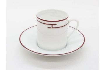 フランス　HERMES(エルメス)　リズム　洗練されたデザインが魅力のコーヒーカップ&ソーサー2客セット(C&S、金彩、碗皿、洋食器、共箱付)(R-083283)