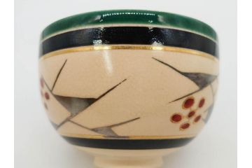 十六代 永楽善五郎　色絵　早春　茶道具　約12cm　4寸　静謐な美しさを感じさせる茶碗(梅、金彩、抹茶碗、茶器、茶陶、裏印、和食器、共箱付、四寸)(R-083284)