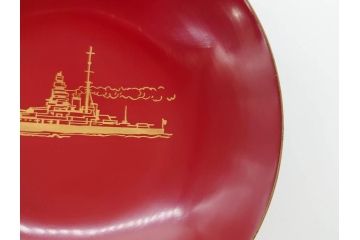 昭和17年　大東亜戦争記念　軍艦　金剛　軍猪口　歴史を感じる盃(金彩、戦盃、兵隊杯、軍杯、漆器、漆芸、酒器、和食器、外箱付)(R-083286)