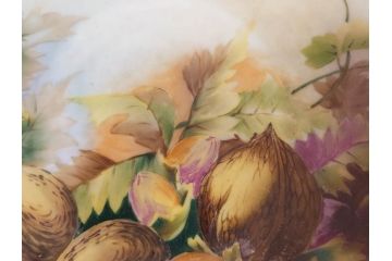 明治〜大正期　オールドノリタケ　NORITAKE　木の実　金彩　金盛　ハンドペイント　自然モチーフが繊細な筆致と豊かな色彩で描かれた優雅な雰囲気のボウル(深皿、鉢、プレート、洋食器)(R-083291)