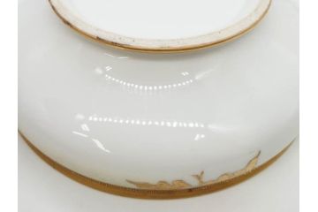 明治〜大正期　オールドノリタケ　NORITAKE　木の実　金彩　金盛　ハンドペイント　自然モチーフが繊細な筆致と豊かな色彩で描かれた優雅な雰囲気のボウル(深皿、鉢、プレート、洋食器)(R-083291)