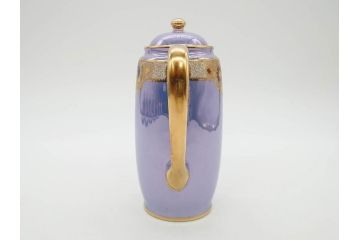 大正〜昭和初期　オールドノリタケ　NORITAKE　ラスター彩　金彩　金盛　花蝶　美しい光沢がテーブルを華やかに彩るデミタスコーヒーセット(キャビネット、ティー、ポット、クリーマー、シュガーポット、カップ&ソーサー、C&S、洋食器)(R-083292)