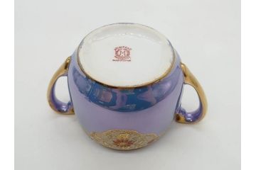 大正〜昭和初期　オールドノリタケ　NORITAKE　ラスター彩　金彩　金盛　花蝶　美しい光沢がテーブルを華やかに彩るデミタスコーヒーセット(キャビネット、ティー、ポット、クリーマー、シュガーポット、カップ&ソーサー、C&S、洋食器)(R-083292)