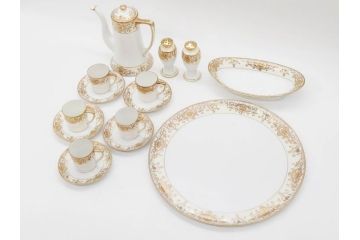 大正〜昭和初期　オールドノリタケ　NORITAKE　意匠登録　金彩　金盛　No.175　ハンドペイント　上品で華やかな佇まいのコーヒーポット・カップ&ソーサー・ソルト&ペッパーシェーカー・プレート2枚セット(デミタス、オーバル、深皿、C&S、洋食器)(R-083293)