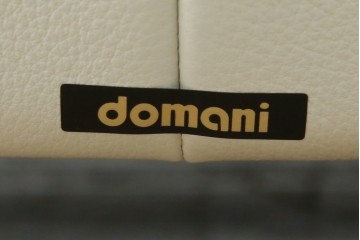 中古　超美品!!　カリモク家具(karimoku)　domani(ドマーニ)　Excel-Life(エクセルライフ)　本革(レザー)　上品でモダンなデザインの2人掛けソファ　定価約82万円相当　(R-083303)