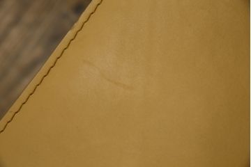 中古　美品　Cassina(カッシーナ)　412　CAB(キャブ)　MARIO BELLINI(マリオベリーニ)　シンプルモダンな空間づくりに活躍するアームレスチェア(ダイニングチェア、椅子、イス)(定価約24万円)(R-083305)