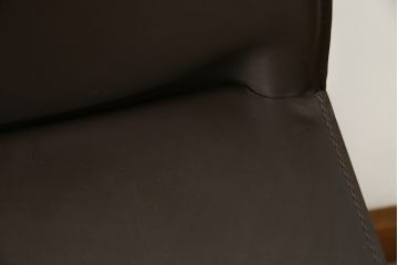 中古　Cassina(カッシーナ)　412　CAB(キャブ)　MARIO BELLINI(マリオベリーニ)　シンプルモダンな空間づくりに活躍するアームレスチェア(ダイニングチェア、椅子、イス)(定価約26万4千円)(R-083306)