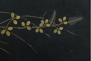 中古　民芸家具　高級品　総漆塗り　金彩秋草蒔絵　小振りサイズが珍しい!淑やかな佇まいの座卓(ローテーブル、センターテーブル、リビングテーブル)(R-083307)