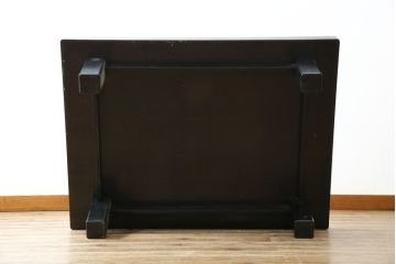 中古　民芸家具　高級品　総漆塗り　金彩秋草蒔絵　小振りサイズが珍しい!淑やかな佇まいの座卓(ローテーブル、センターテーブル、リビングテーブル)(R-083307)